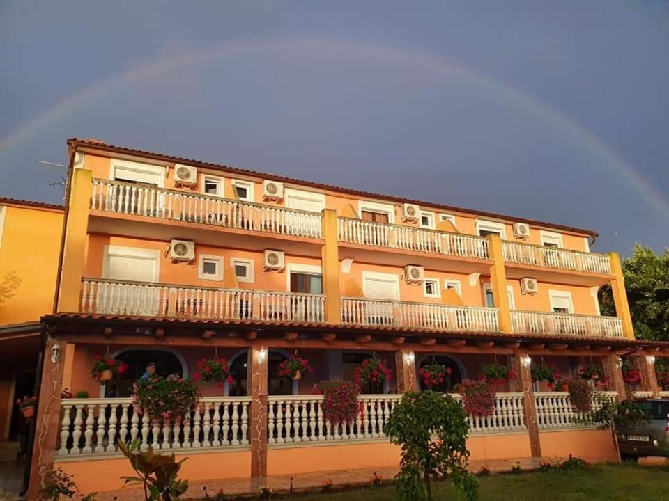 Villa Nikolina Medulin Luaran gambar